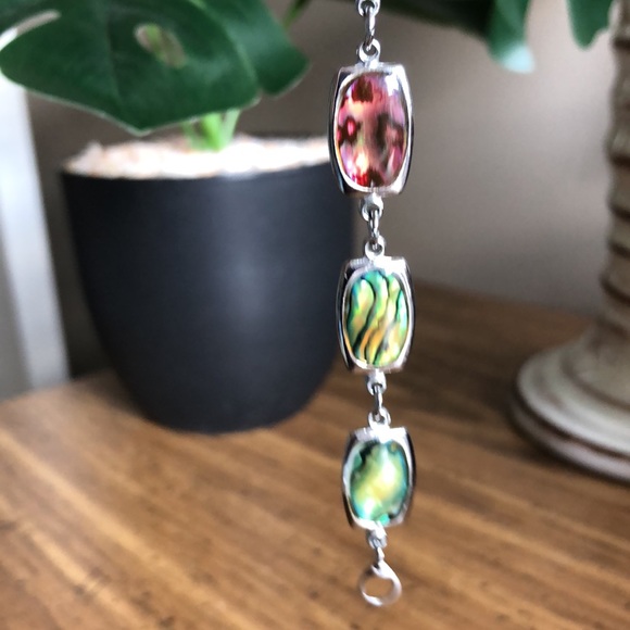 GORGEOUS Abalone Bracelet - Picture 4 of 6